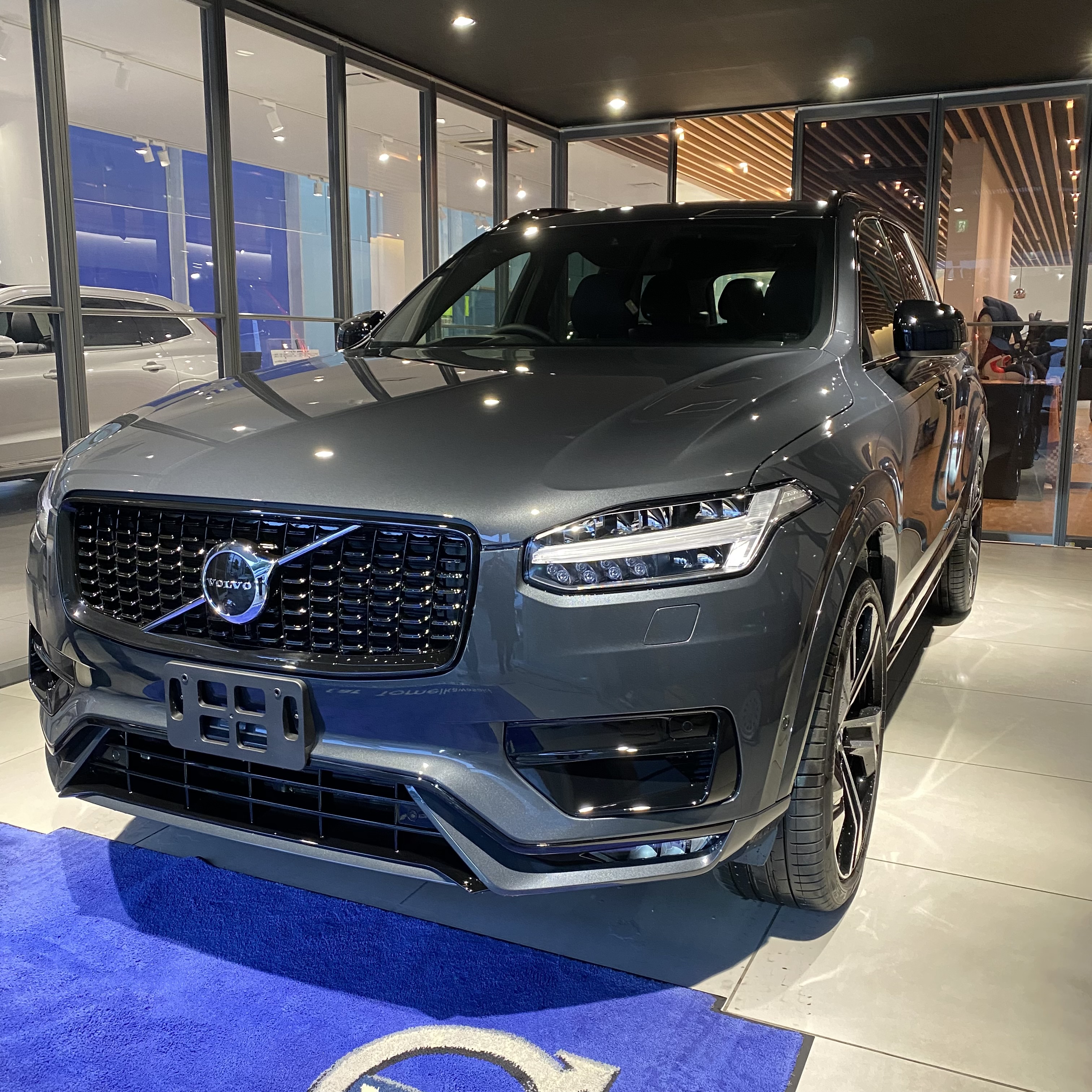 レアなNEW展示車のご紹介！！ | ボルボ・カー 東名川崎